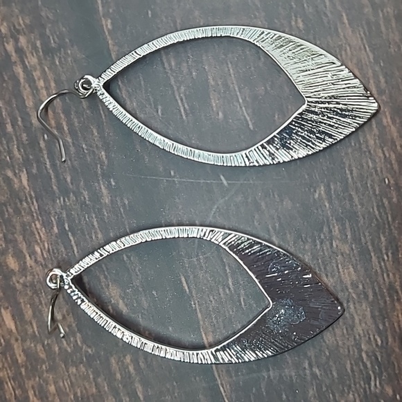 SILVER TEAR DROP DANGLE EARRINGS - Picture 4 of 6